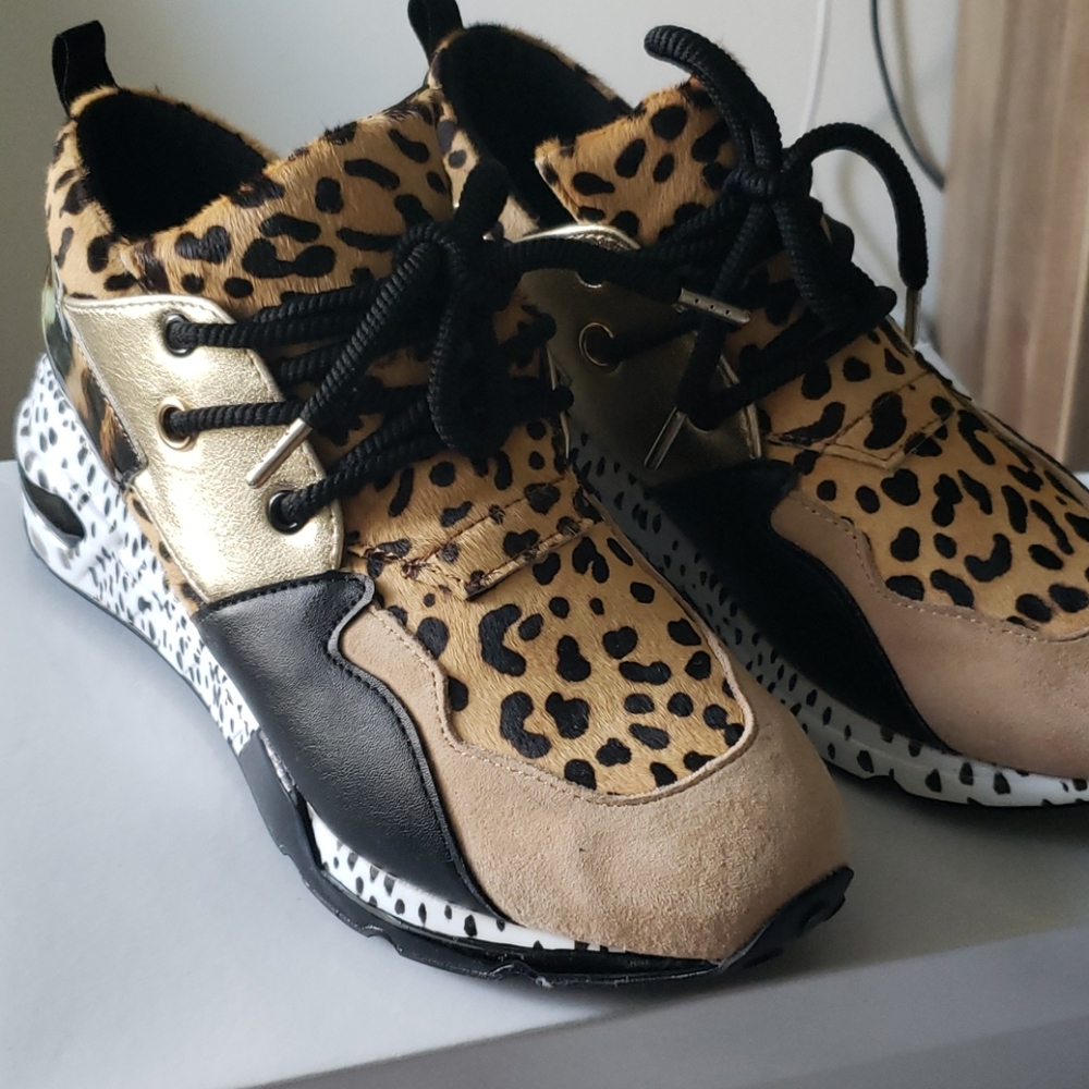 Shoes - Picture 6 of 6